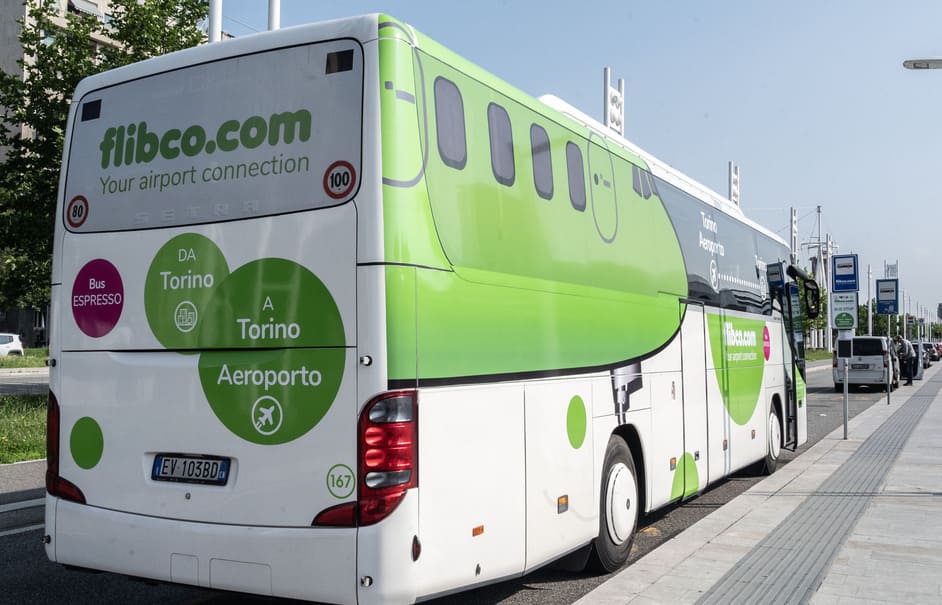  Shuttle bus Turin to Turin-Caselle Airport
